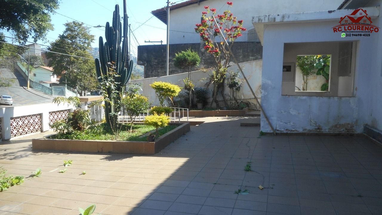 Casa à venda com 2 quartos, 400m² - Foto 1