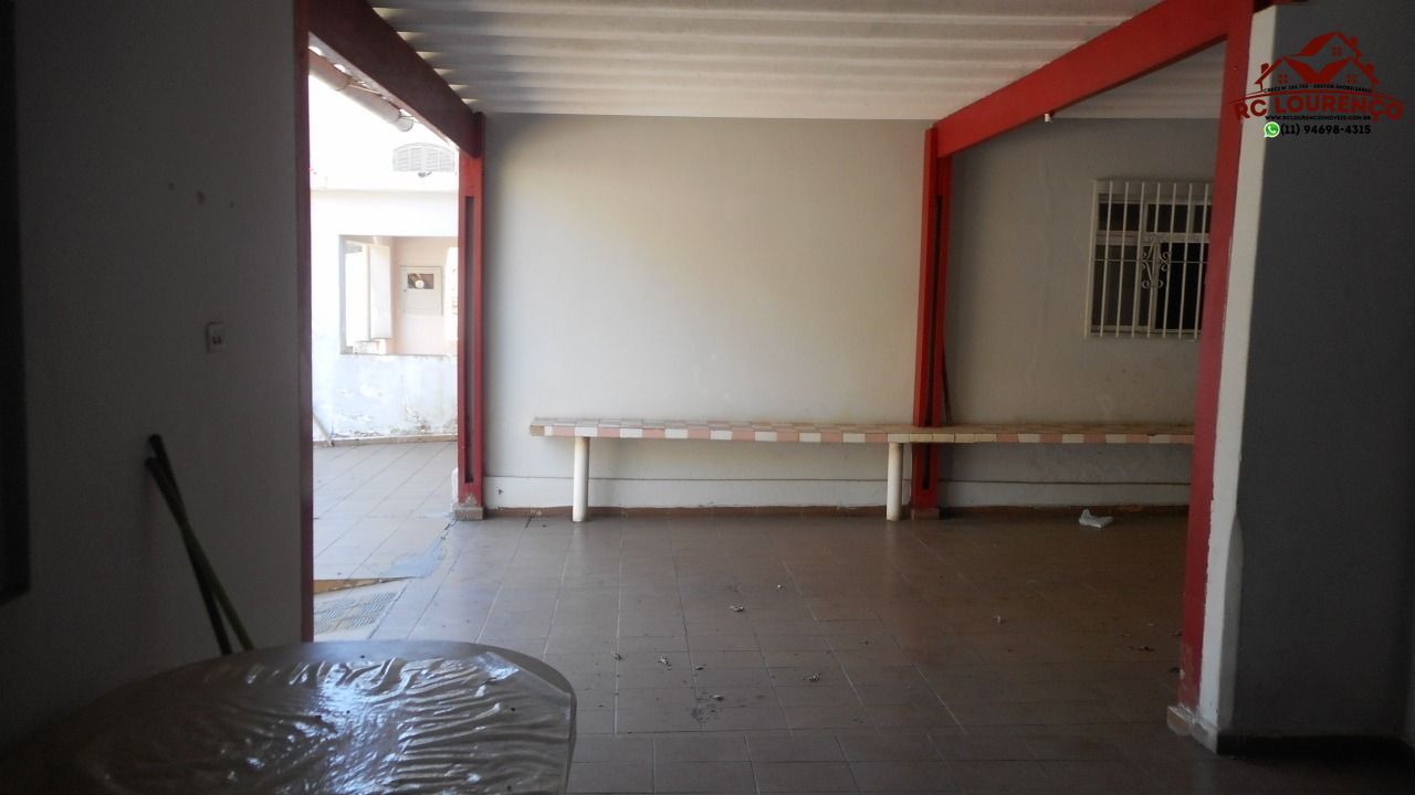 Casa à venda com 2 quartos, 400m² - Foto 24