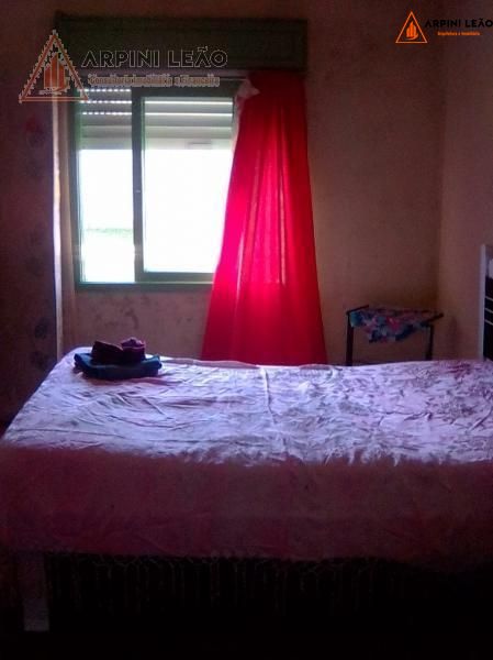 Casa à venda com 2 quartos, 108m² - Foto 4