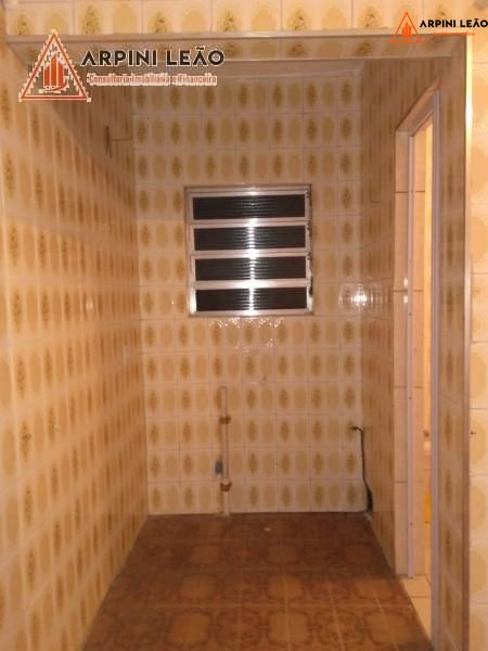 Casa à venda com 2 quartos, 90m² - Foto 8