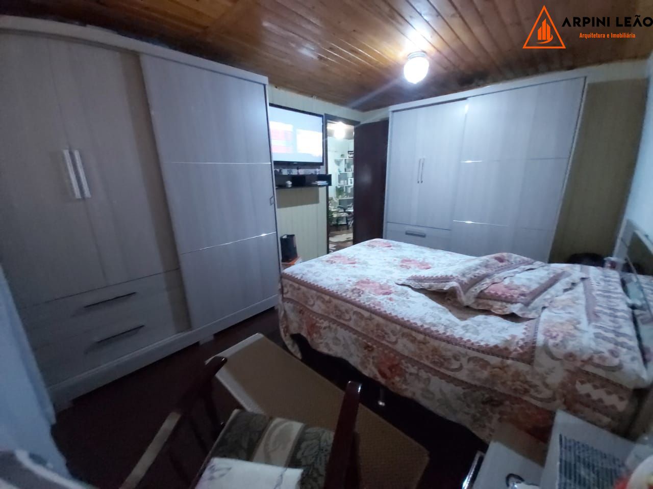 Casa à venda com 2 quartos, 200m² - Foto 7