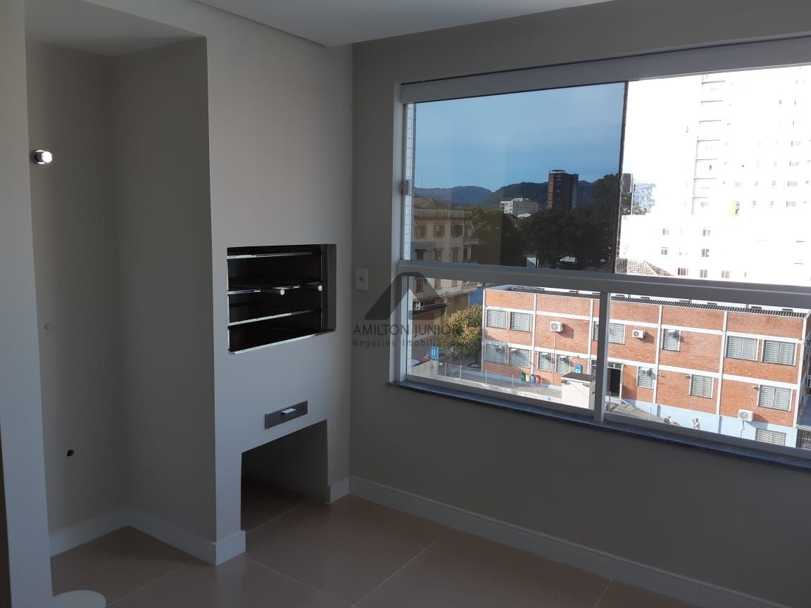 Apartamento à venda com 2 quartos, 80m² - Foto 5