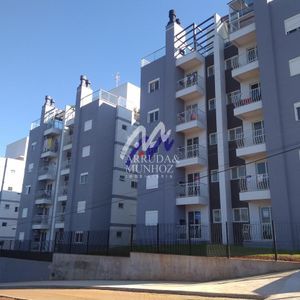 Apartamento com 70m² e 2 dormitórios no bairro Universitário em Lajeado para Comprar