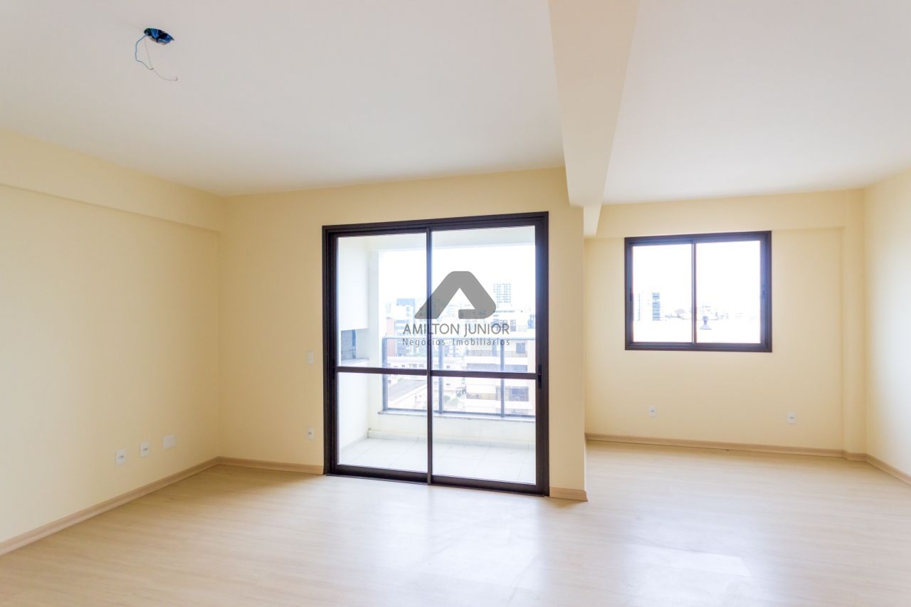 Apartamento à venda com 3 quartos, 160m² - Foto 4