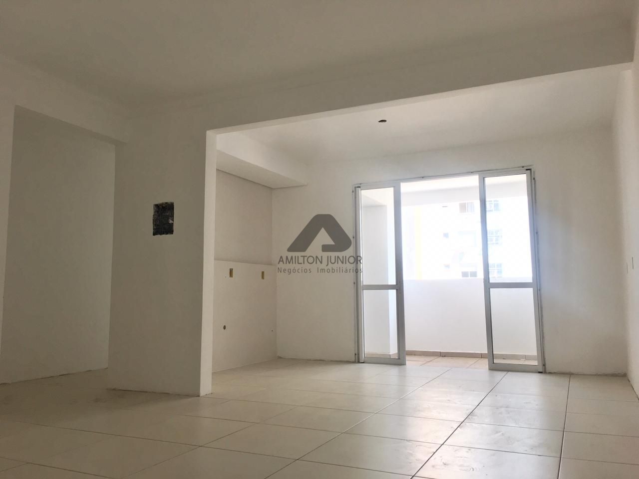 Apartamento à venda com 2 quartos, 67m² - Foto 2