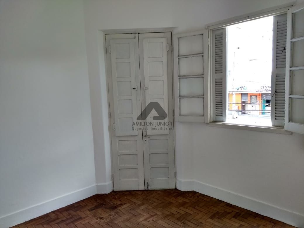 Apartamento à venda com 2 quartos, 67m² - Foto 5