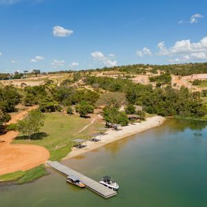 Terreno de 702 m² no Fazenda Canoa, refúgio de Alto Luxo às margens do Lago Corumbá IV