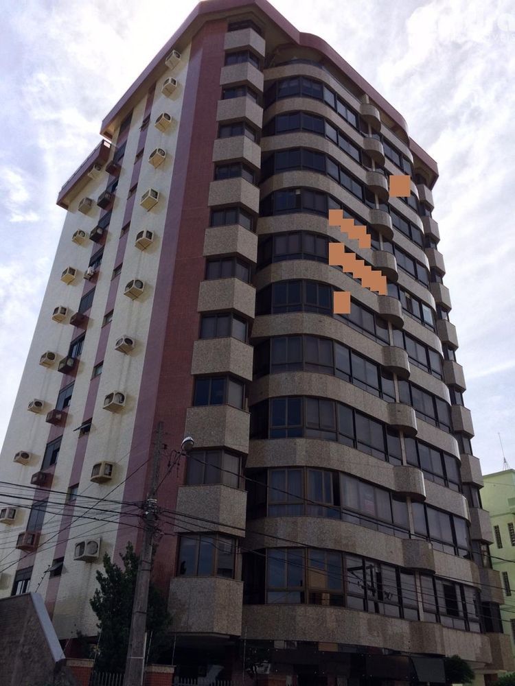 SANTA MARIA-RS. Avenida Rio Branco, vista do alto do Edifício Taperinha.  Foto: Luciélli Raminelli. #santamaria #riogrande…