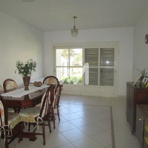 Casa com 400m² e 2 dormitórios no bairro Florestal em Lajeado para Comprar