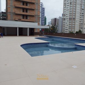 Apartamento com 212m², 4 dormitórios, 4 suítes, 3 vagas no Golden Tower em Torres para Comprar