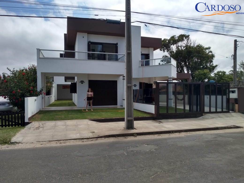 Sobrado, 3 quartos, 350 m² - Foto 1