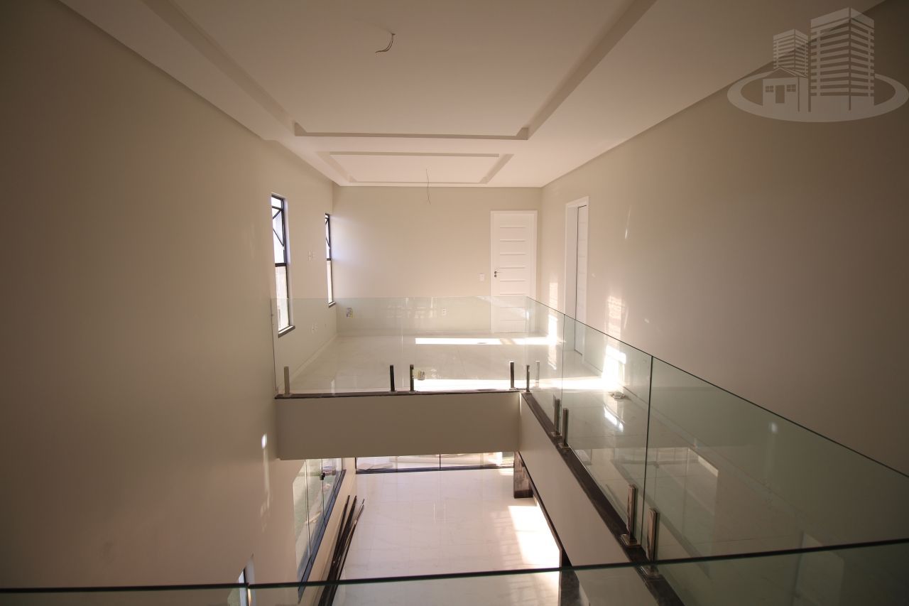 Casa de Condomínio à venda com 4 quartos, 210m² - Foto 6