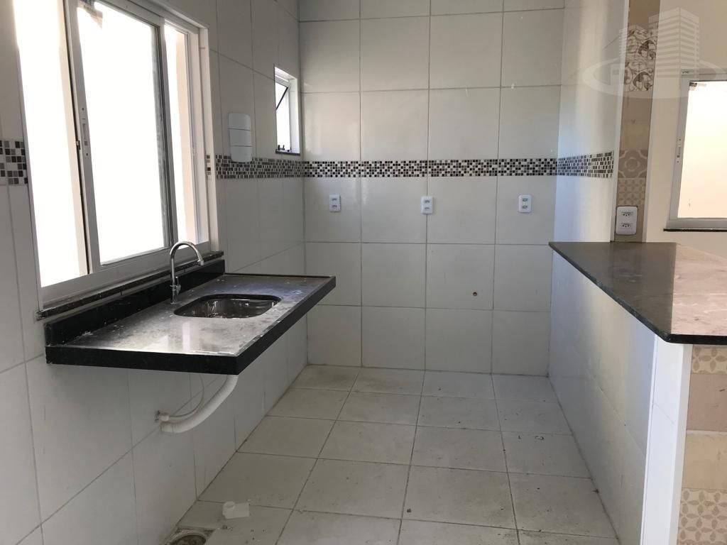 Casa à venda com 2 quartos, 74m² - Foto 5