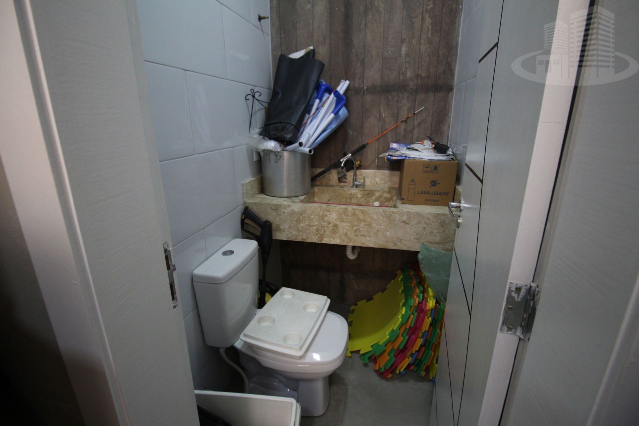 Casa de Condomínio à venda com 3 quartos, 179m² - Foto 17