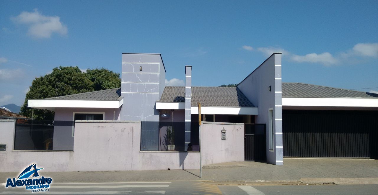 Casa  venda  no Rau - Jaragu do Sul, SC. Imveis