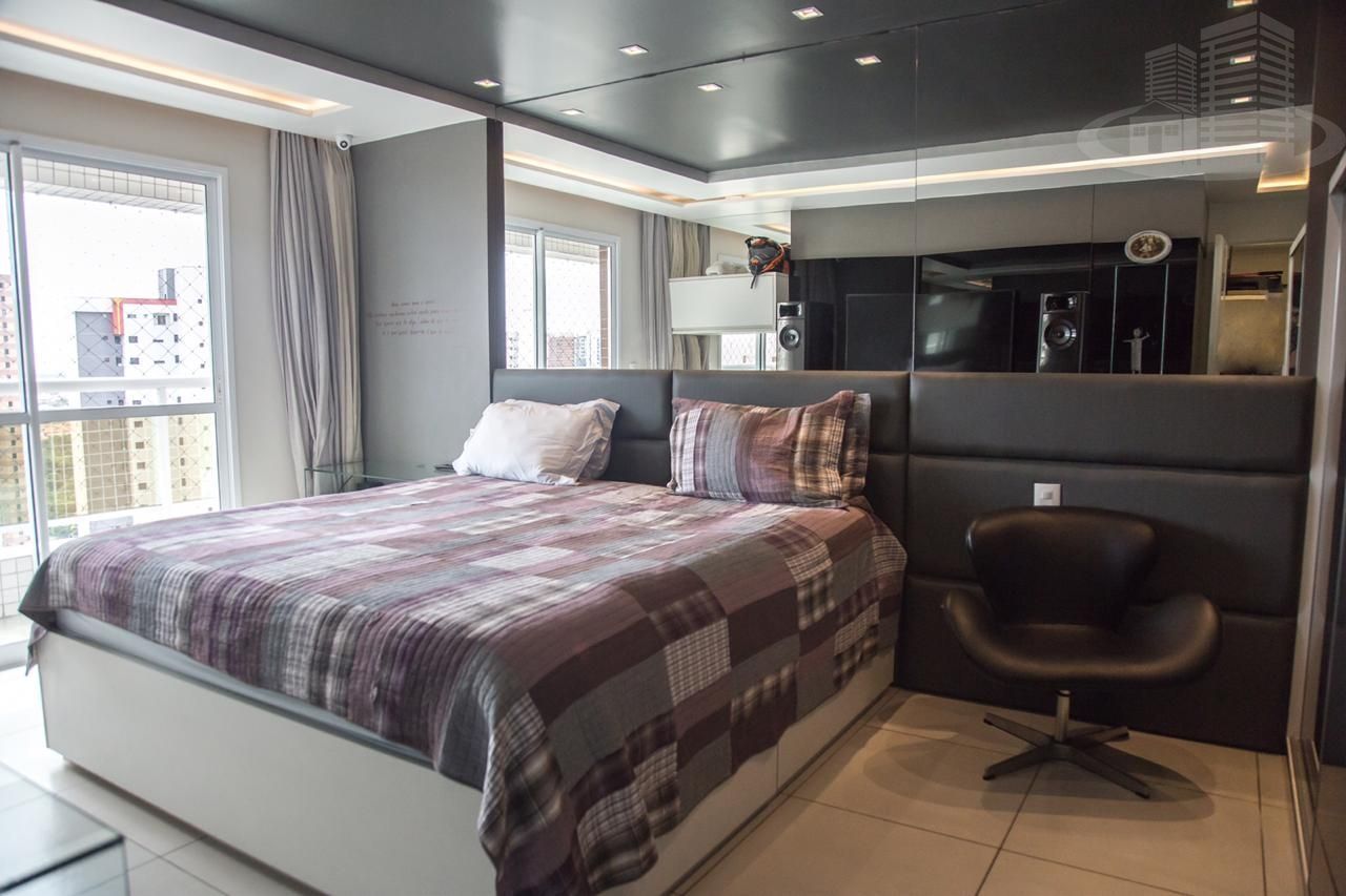 Apartamento à venda com 3 quartos, 196m² - Foto 7