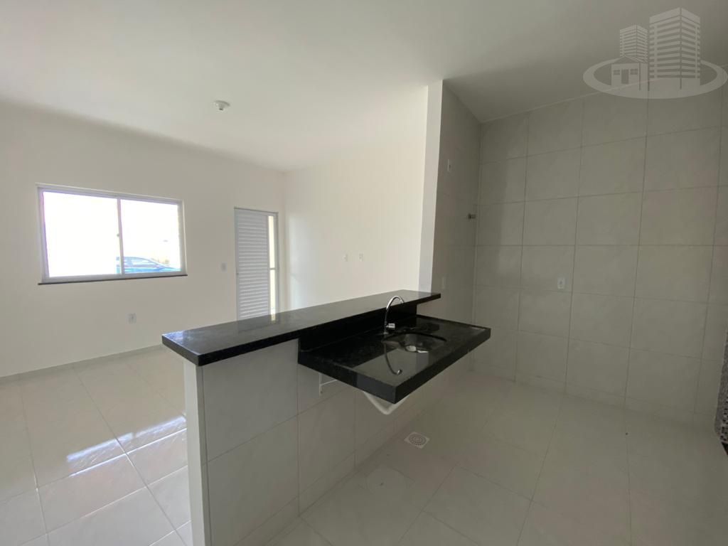 Casa à venda com 2 quartos, 88m² - Foto 4
