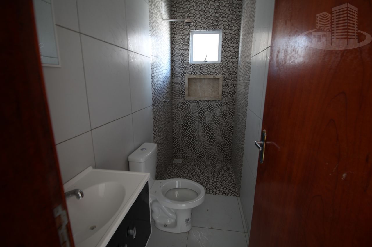 Casa à venda com 3 quartos, 89m² - Foto 11