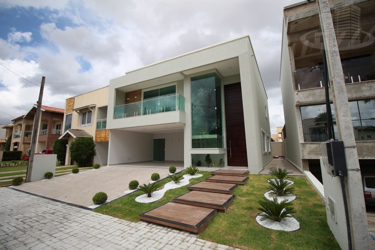 Casa de Condomínio à venda com 4 quartos, 278m² - Foto 1
