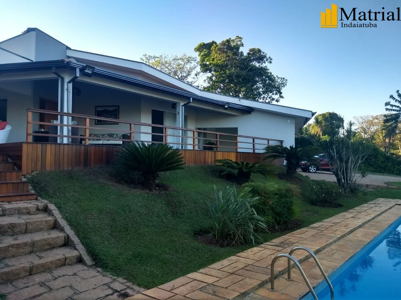 Chácara à venda com 3 quartos, 380m² - Foto 1