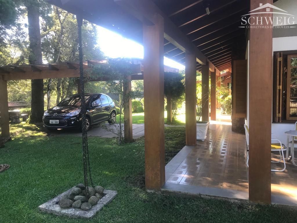 Casa à venda com 4 quartos, 1404m² - Foto 2