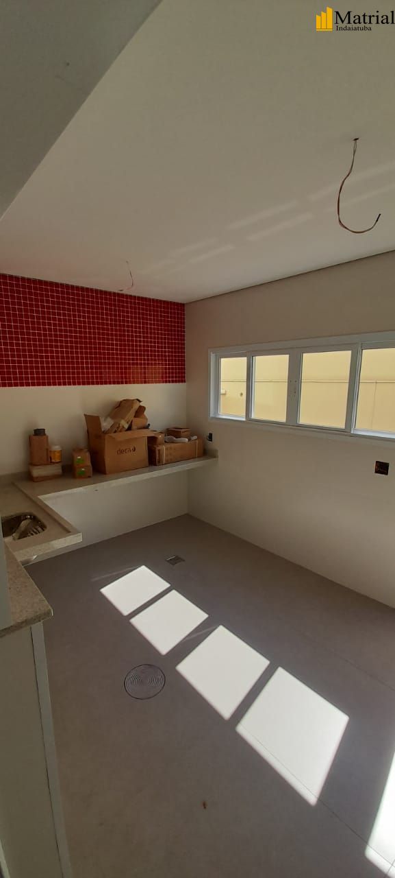 Casa à venda com 3 quartos, 300m² - Foto 42