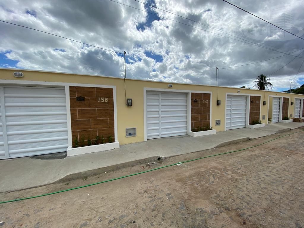 Casa à venda com 2 quartos, 88m² - Foto 3