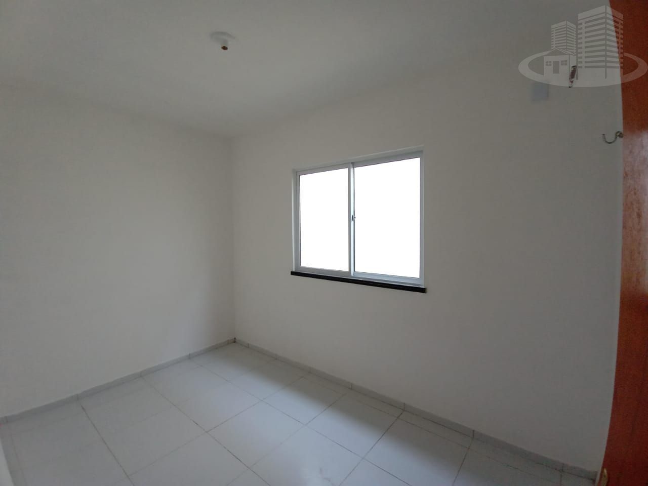Casa à venda com 3 quartos, 82m² - Foto 6