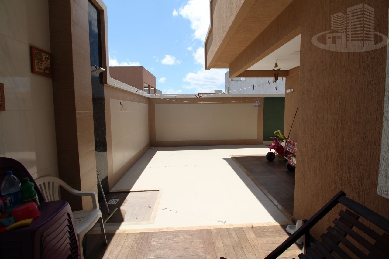 Casa de Condomínio à venda com 3 quartos, 179m² - Foto 18