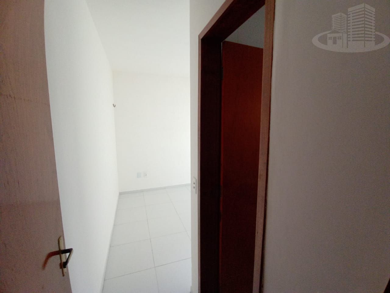 Casa à venda com 3 quartos, 82m² - Foto 10