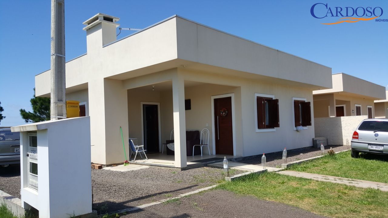 Casa com 2 Dormitórios à venda, 88 m² por R$ 195.000,00