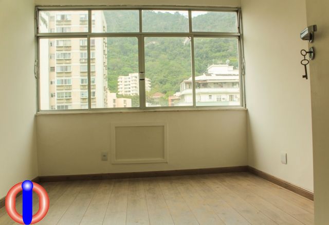 Apartamento à venda com 3 quartos, 110m² - Foto 3