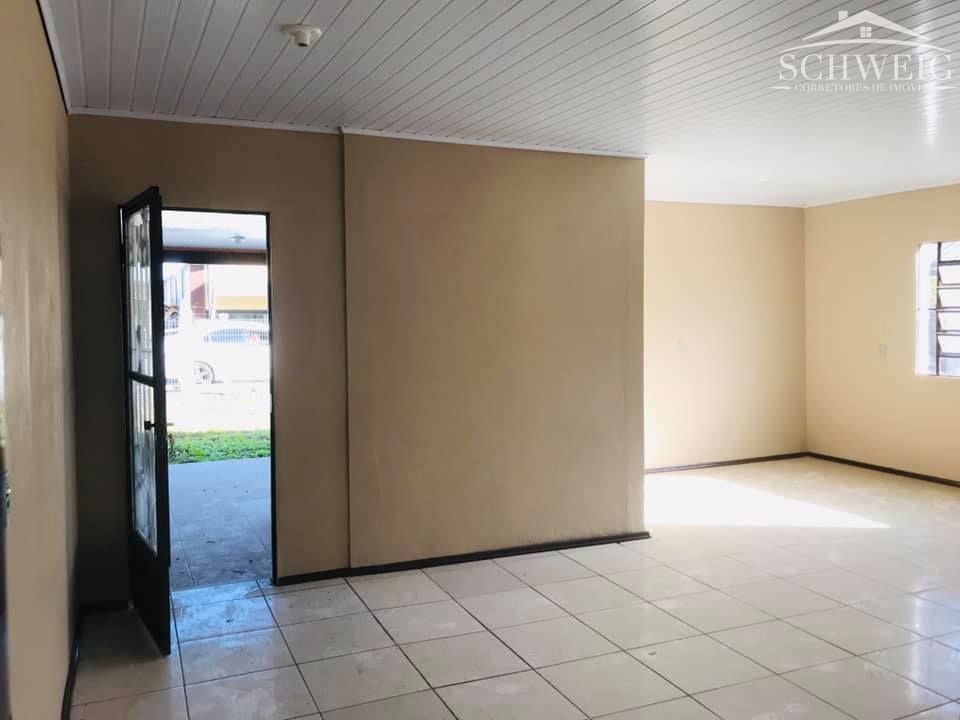 Casa à venda com 2 quartos, 70m² - Foto 5