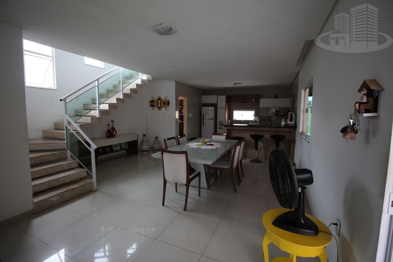 Casa de Condomínio, 4 quartos - Foto 2