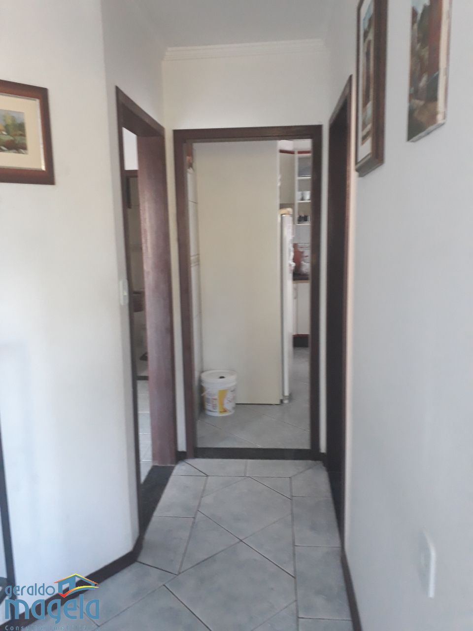 Casa à venda com 3 quartos, 176m² - Foto 11