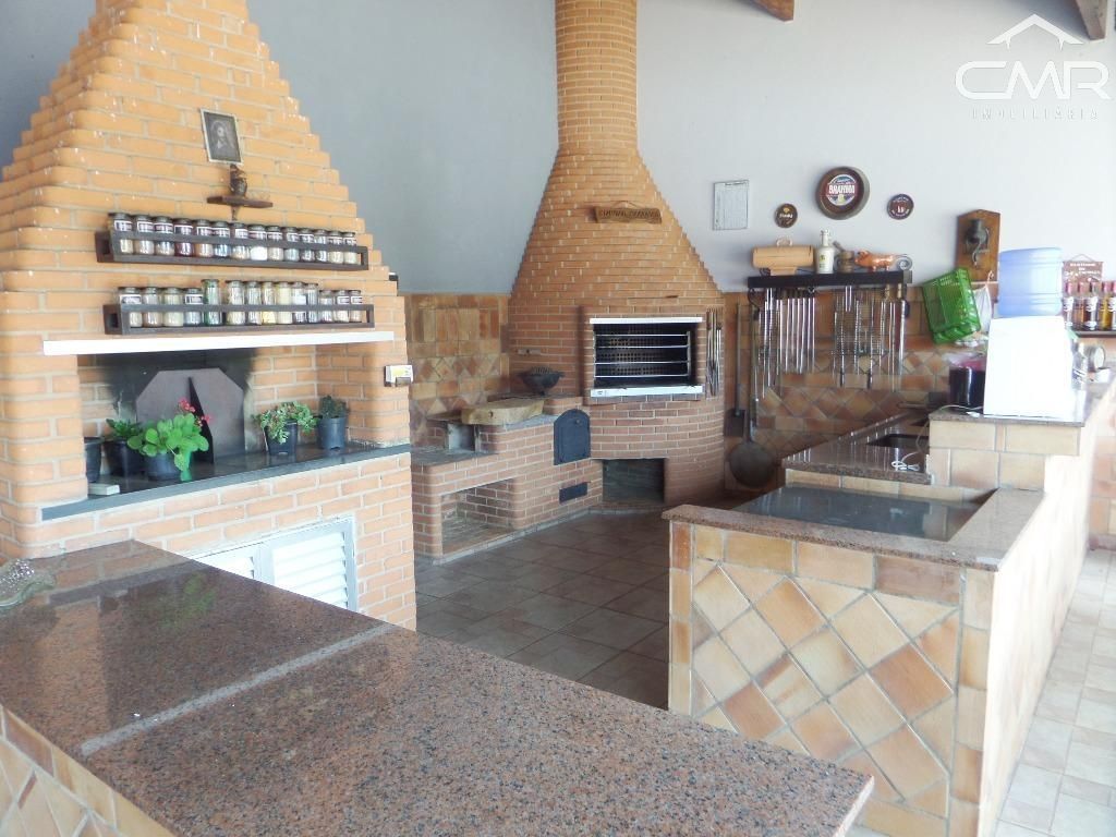 Chácara à venda com 4 quartos, 550m² - Foto 16