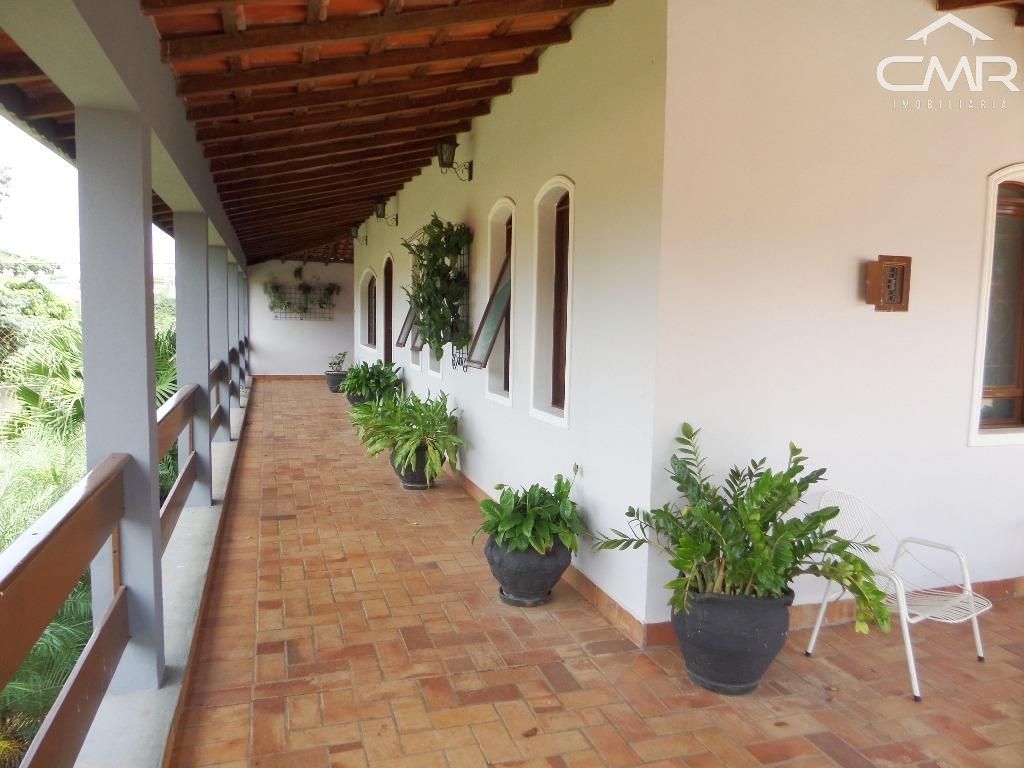 Chácara à venda com 4 quartos, 550m² - Foto 12