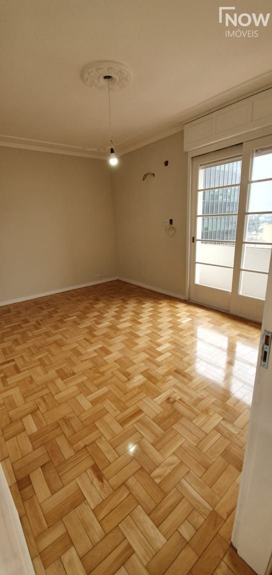 Apartamento à venda com 3 quartos, 143m² - Foto 18