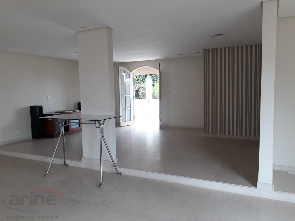 Sobrado à venda com 3 quartos, 200m² - Foto 11