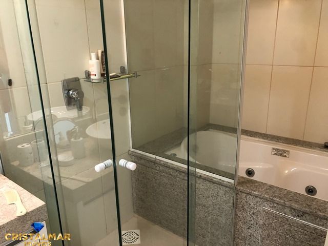 Apartamento à venda com 3 quartos, 220m² - Foto 24