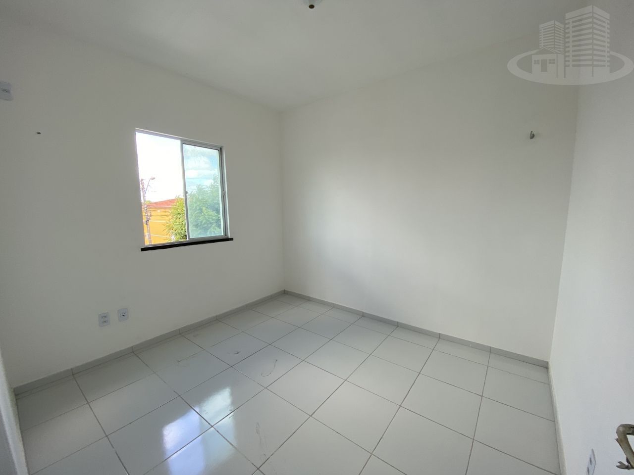 Apartamento à venda com 3 quartos, 68m² - Foto 4