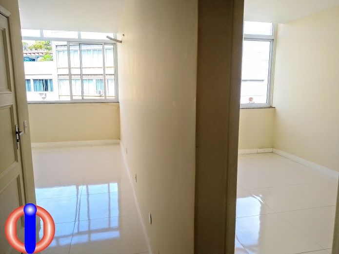 Apartamento à venda com 2 quartos, 90m² - Foto 3