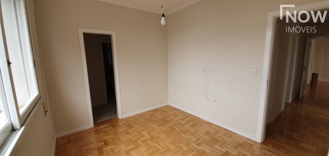 Apartamento à venda com 3 quartos, 143m² - Foto 19