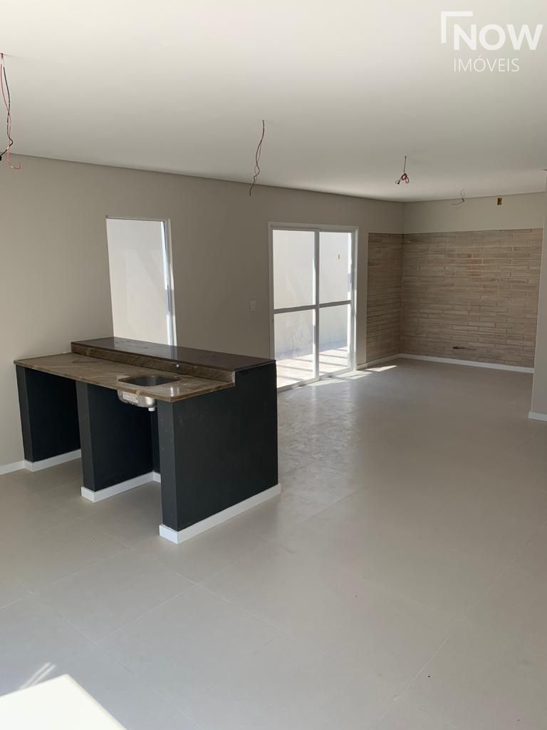 Casa à venda com 3 quartos, 91m² - Foto 2