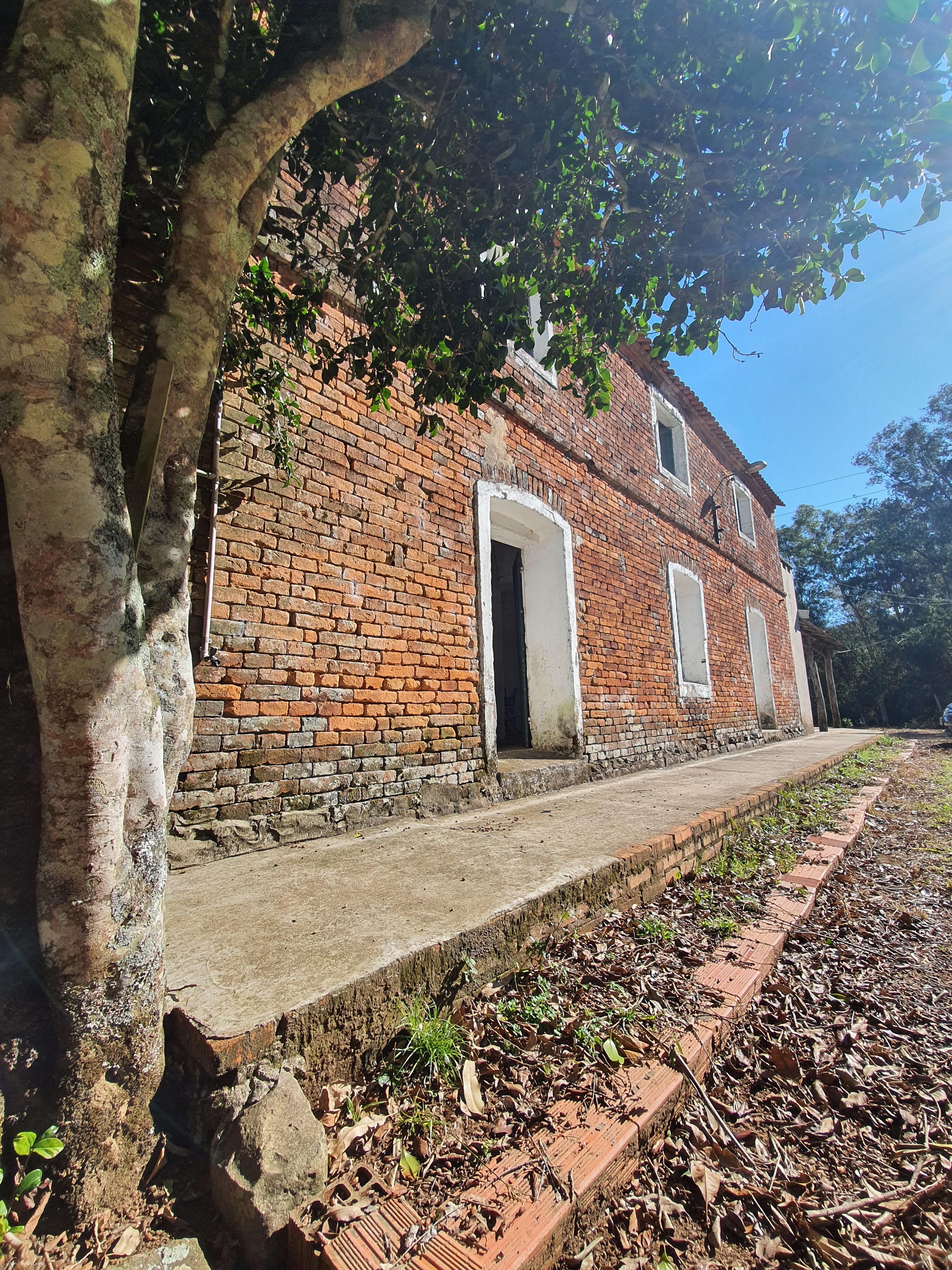 Chácara à venda com 2 quartos, 3000000000m² - Foto 1