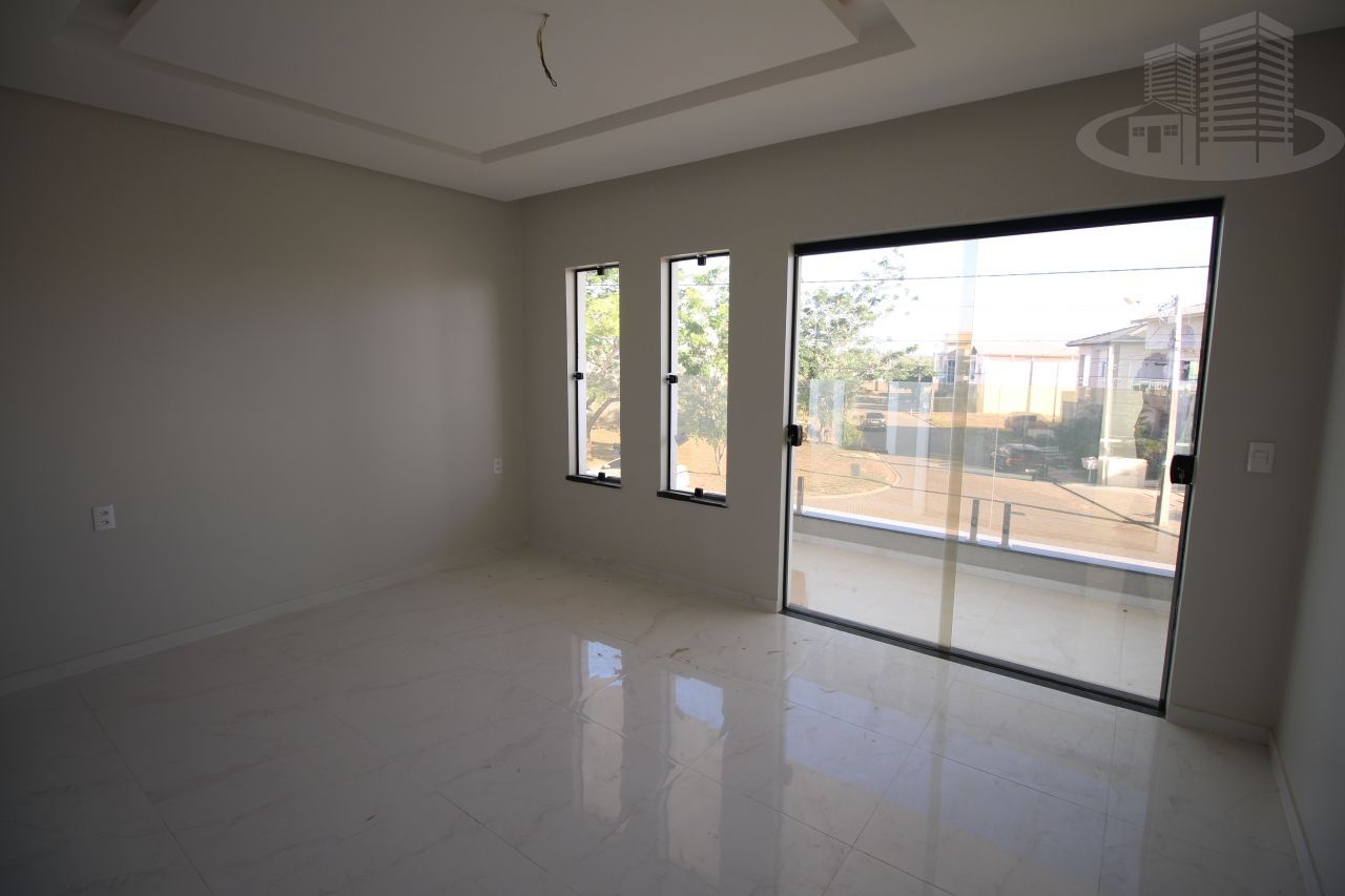 Casa de Condomínio à venda com 4 quartos, 210m² - Foto 9