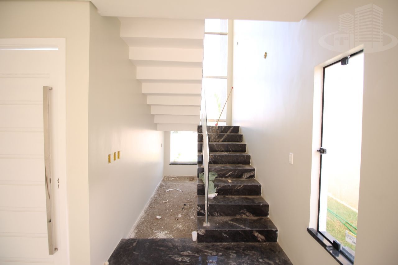 Casa de Condomínio à venda com 4 quartos, 210m² - Foto 7