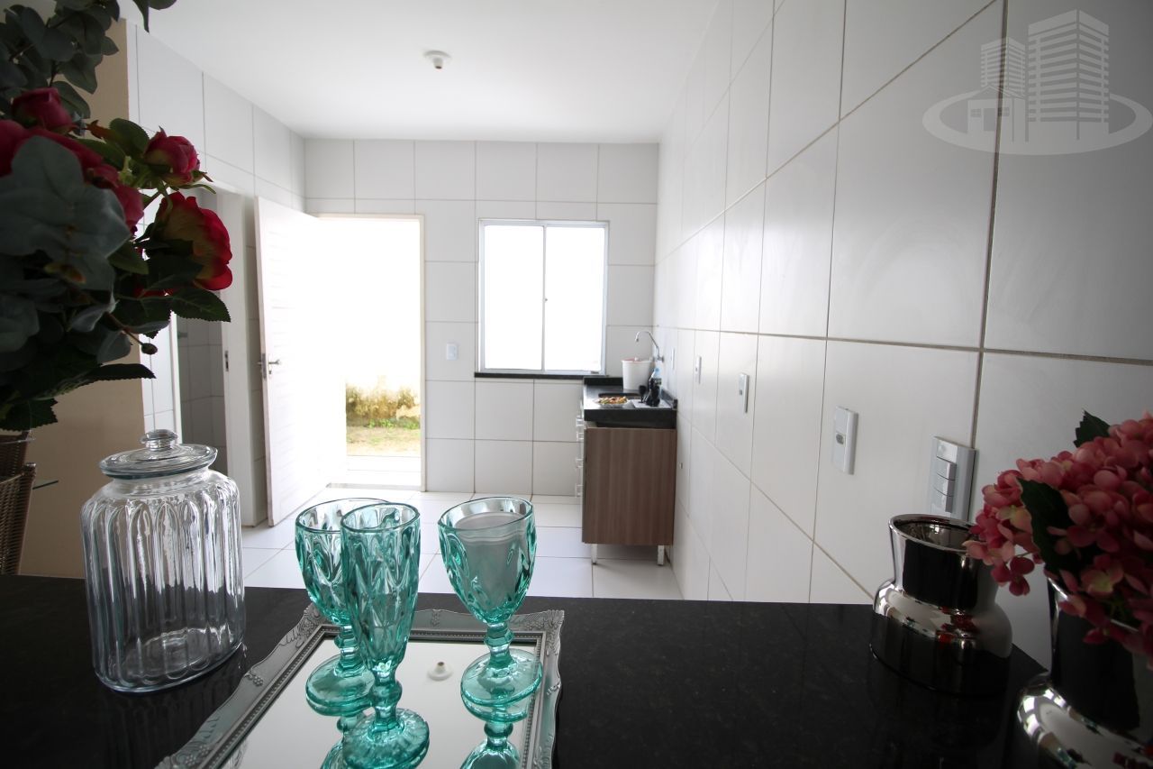 Casa à venda com 2 quartos, 74m² - Foto 7