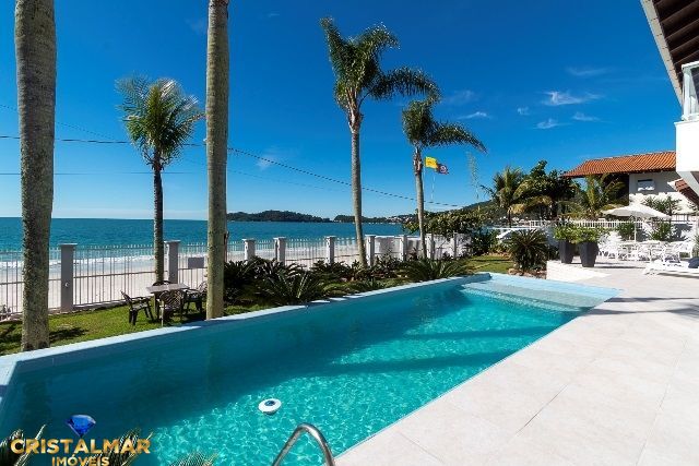 Sobrado, 6 quartos, 580 m² - Foto 1