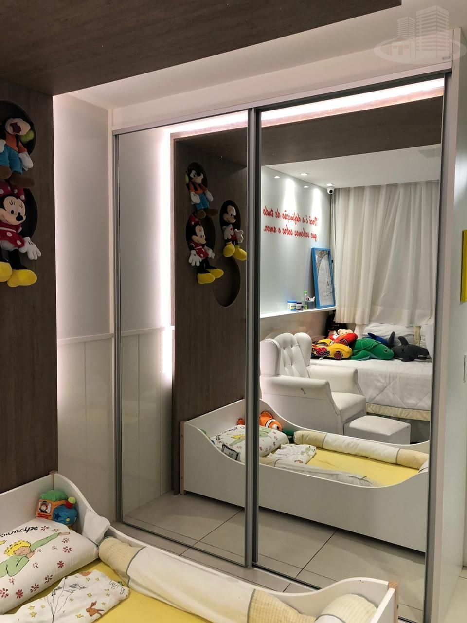 Apartamento à venda com 3 quartos, 196m² - Foto 23